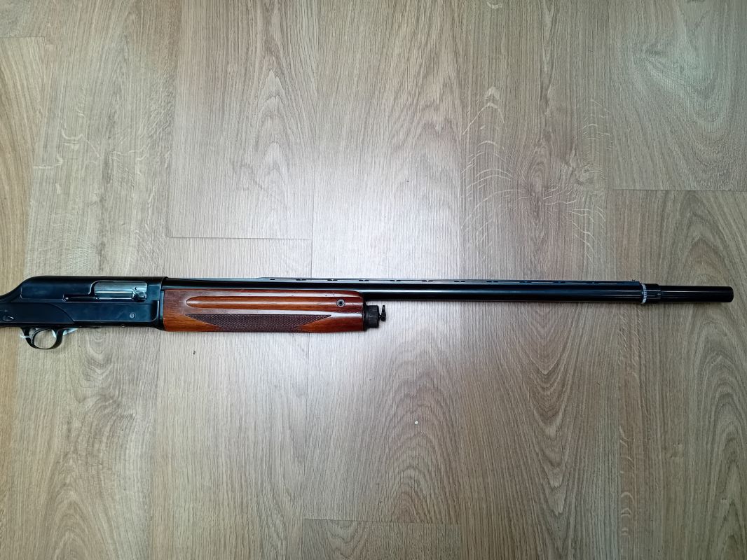 BRDEA SEMI AUTO CALIBRE 12X703